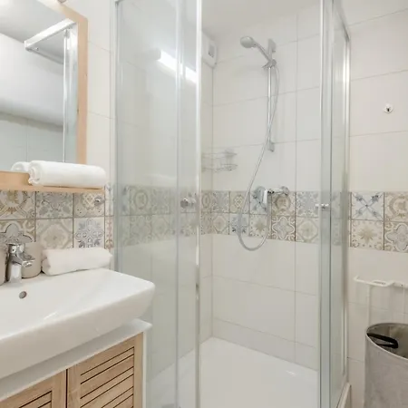 Cadet Bltn By Bltn Apartment
